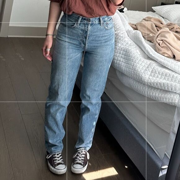 Aritzia Denim Forum Baggy High Waisted Button Fly light wash jeans🐚 - Picture 1 of 14